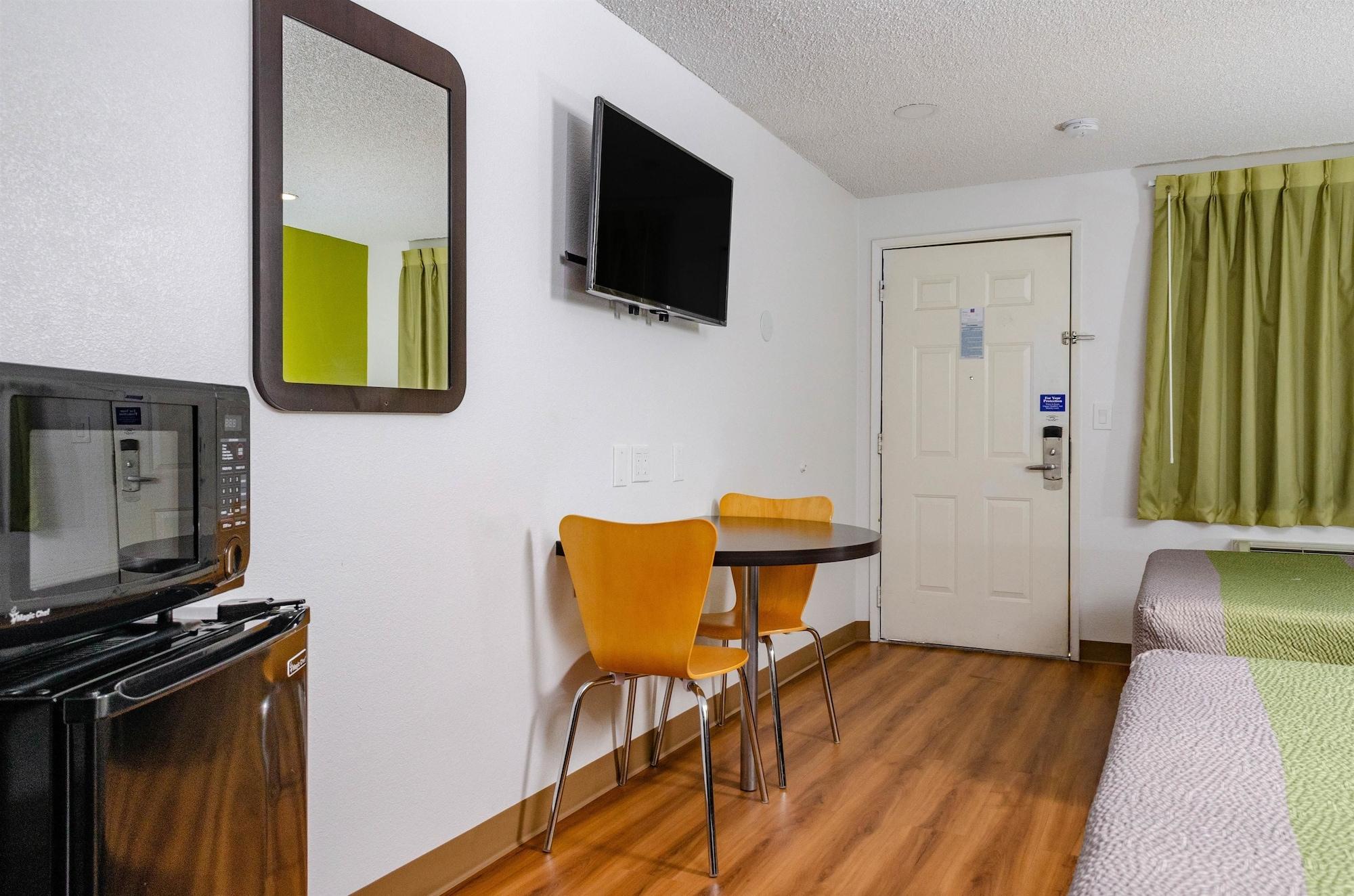 Motel 6-Fresno, Ca - Yosemite Hwy Extérieur photo