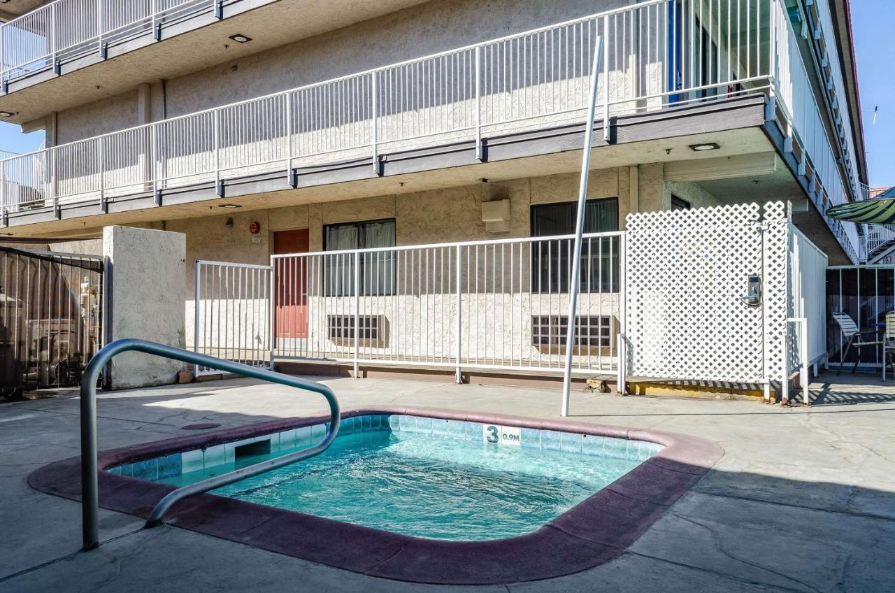 Motel 6-Fresno, Ca - Yosemite Hwy Extérieur photo